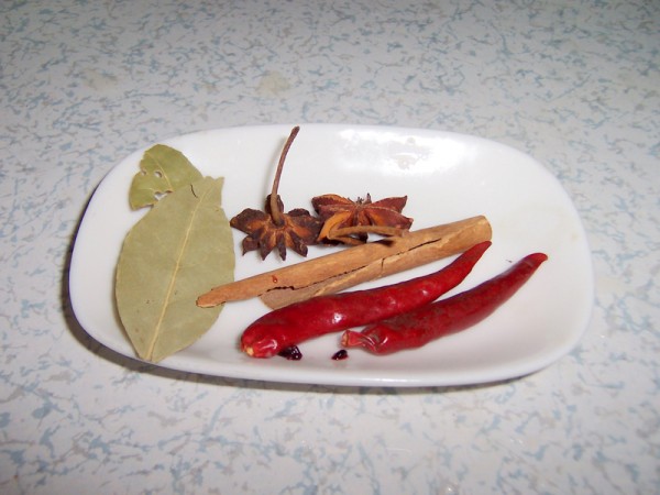 豬腳燉黃豆xx.jpg